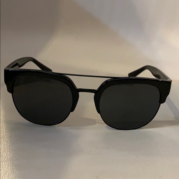 New Men’s Dolce&Gabbana Sunglasses - Picture 7 of 7